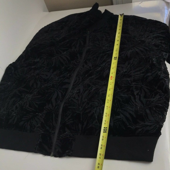 Torrid Black Floral Velvet Jacket zip up - Picture 6 of 6